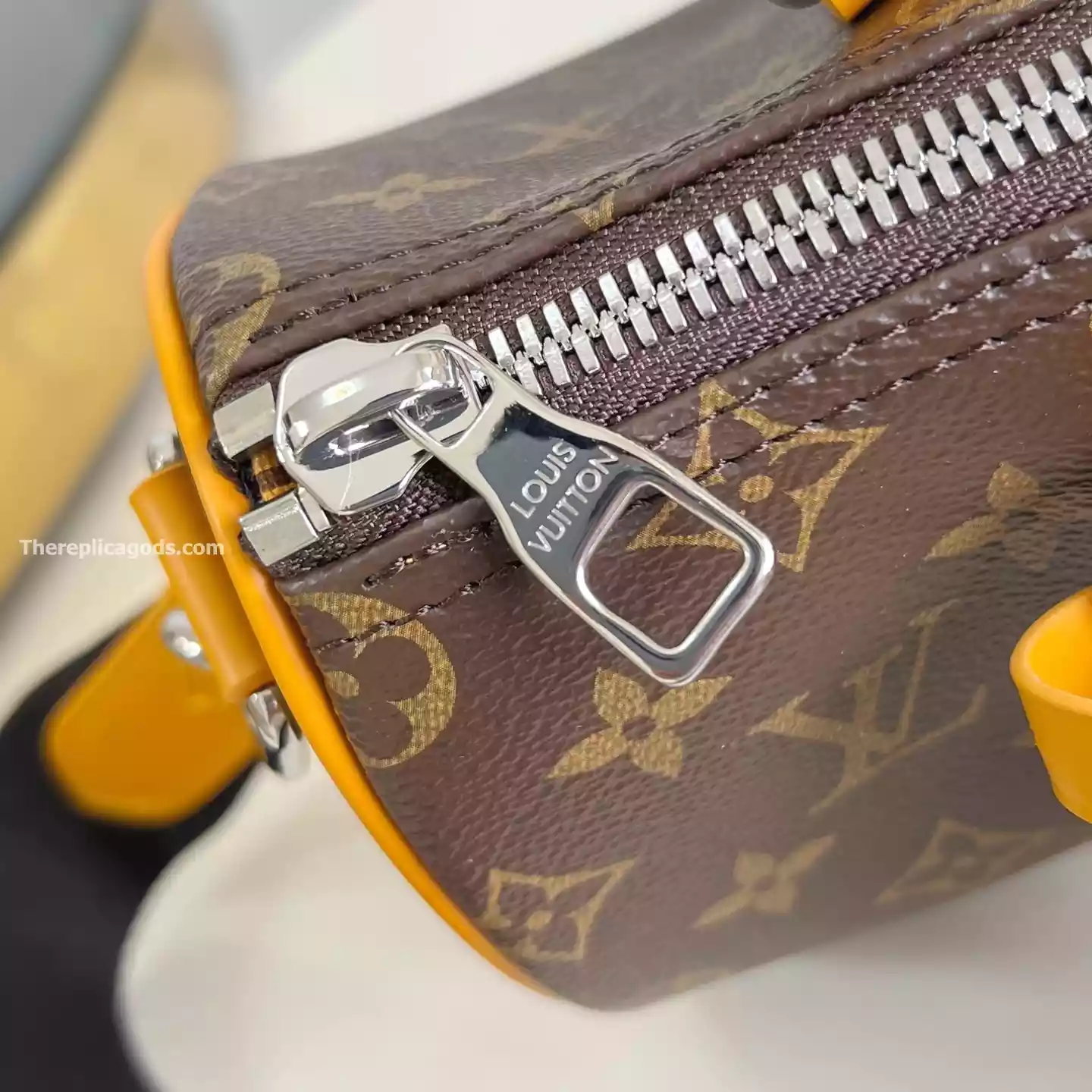 KEEPALL BANDOULIERE 25 BAG SAFRAN YELLOW MONOGRAM MACASSAR – LW301