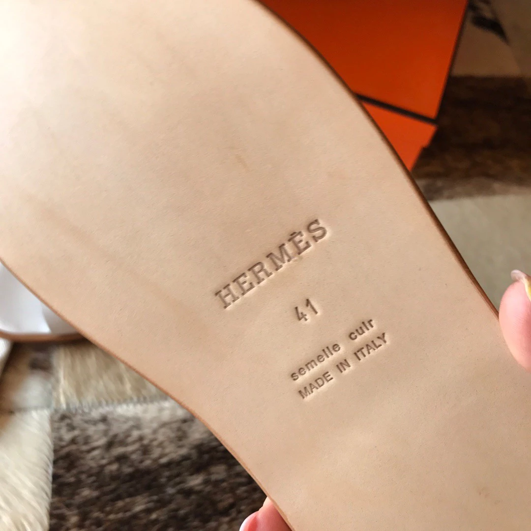 HERMES MEN’S IZMIR SANDALS IN WHITE EPSOM CALFSKIN – HMSD020