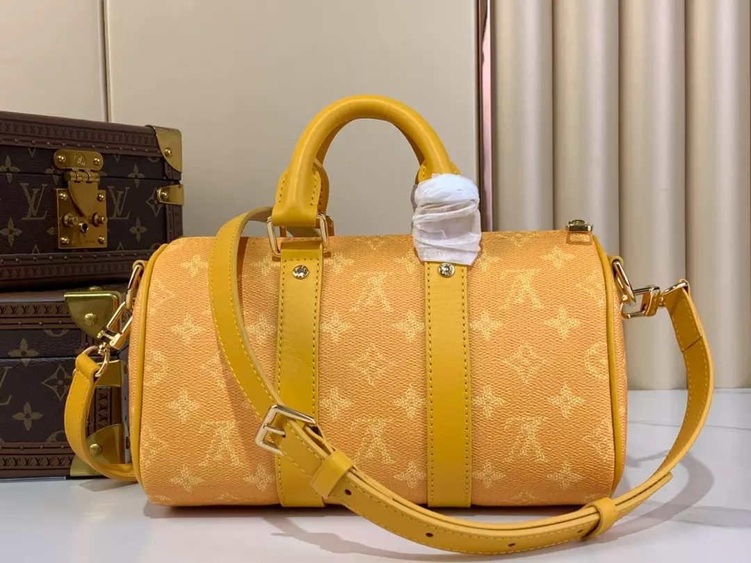 Louis Vuitton Keepall Bandoulière 25 – LW200
