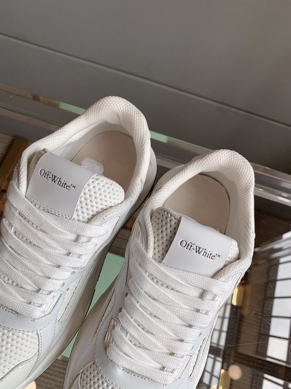 OFF-WHITE KICK OFF SNEAKERS – OFW014