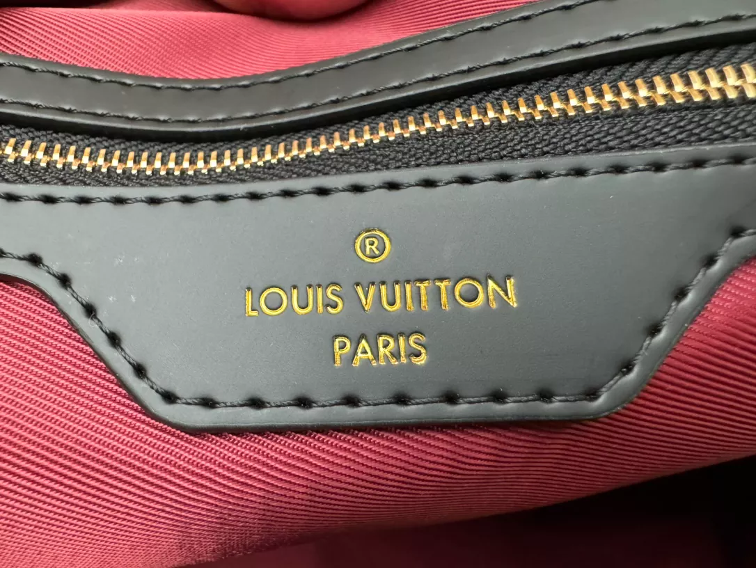 Louis Vuitton Keepall Bandoulière 45 in Monogram Tometta Canvas – LW190