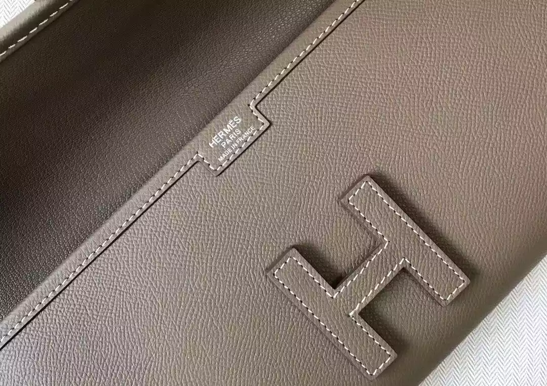 Hermes Jige Elan 29 Clutch In Taupe Grey Epsom Leather- HW103