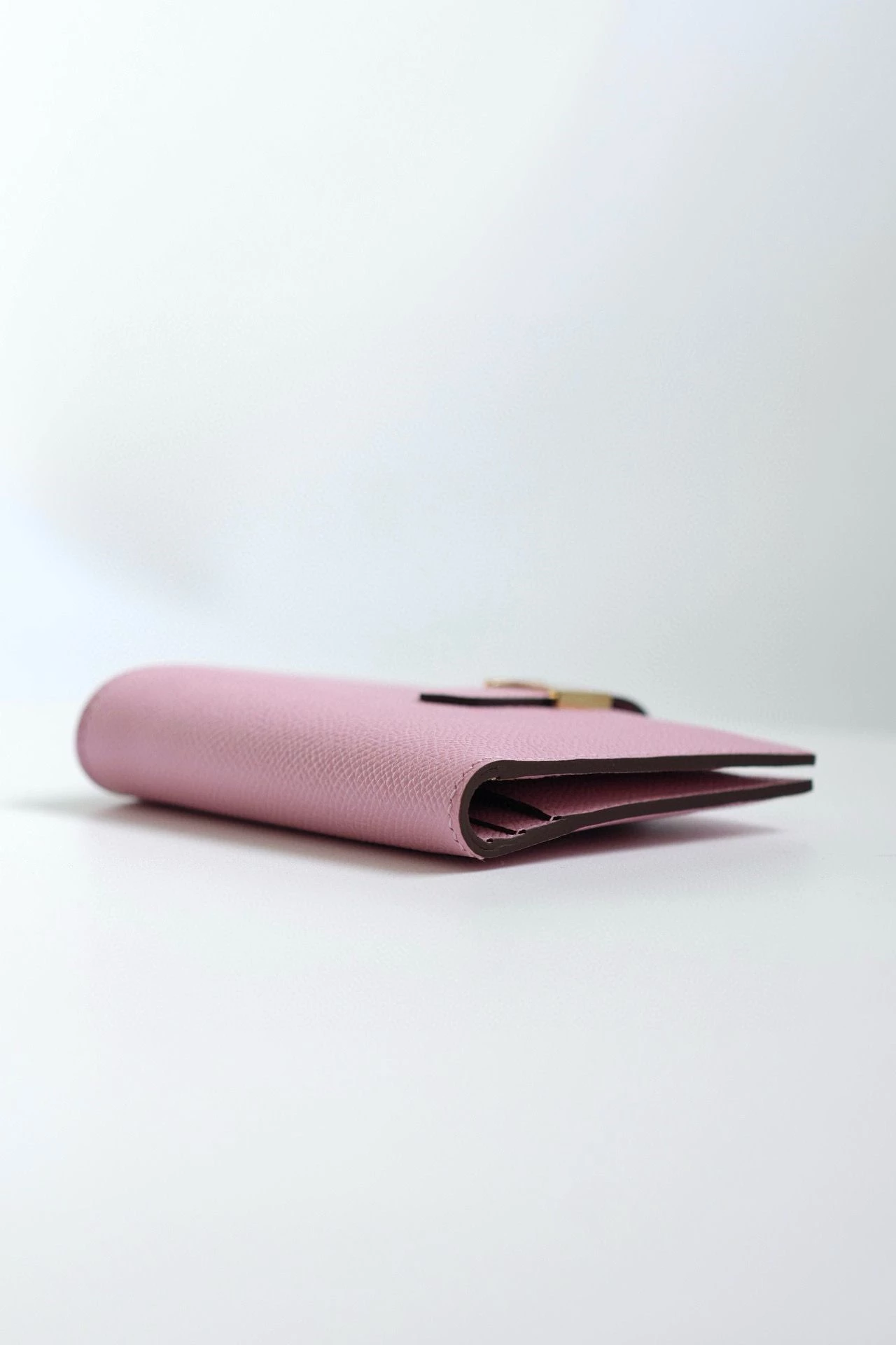 Hermes Bearn Compact Handmade Wallet in Mauve Sylvestre Epsom Calfskin – HW139