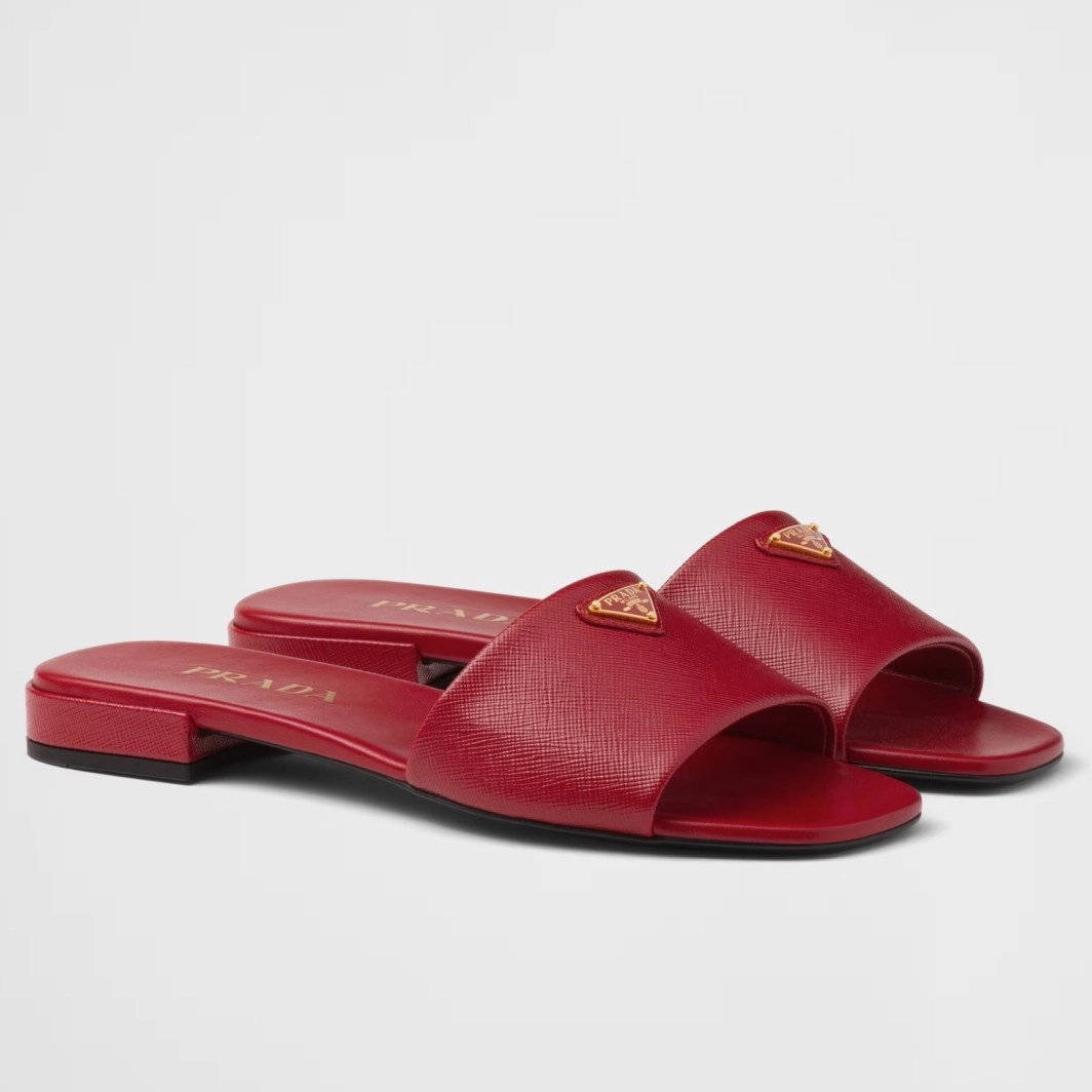 PRADA WOMEN’S SLIDES IN RED SAFFIANO LEATHER – PSD064