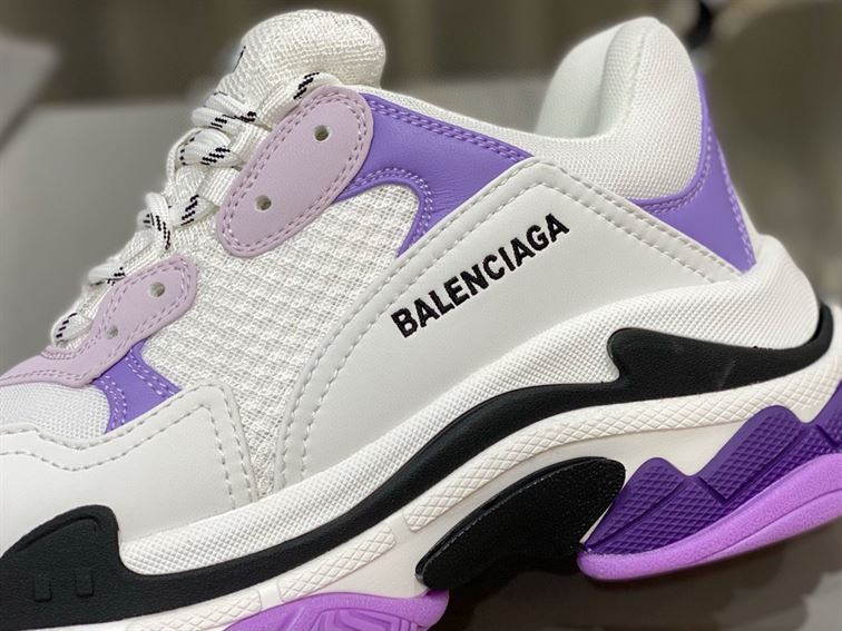 BALENCIAGA TRIPLE S 1.0 SNEAKERS IN WHITE AND LILAC – BLA021