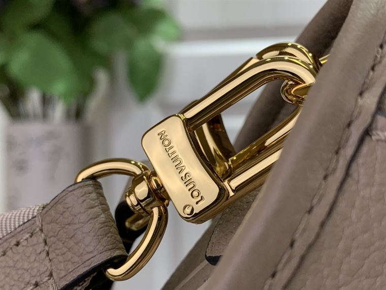 LOUIS VUITTON DIANE MONOGRAM EMPREINTE – LW114