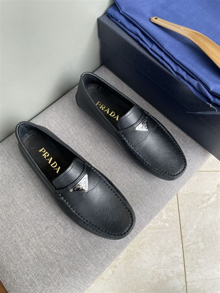 PRADA SAFFIANO LEATHER DRIVER – PRS036