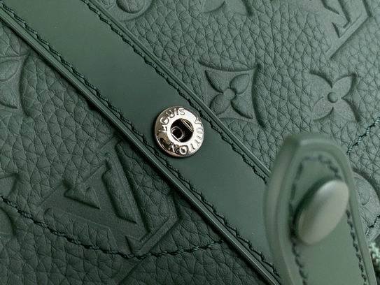 Christopher MM Backpack in Forest Green Taurillon Monogram – LW164