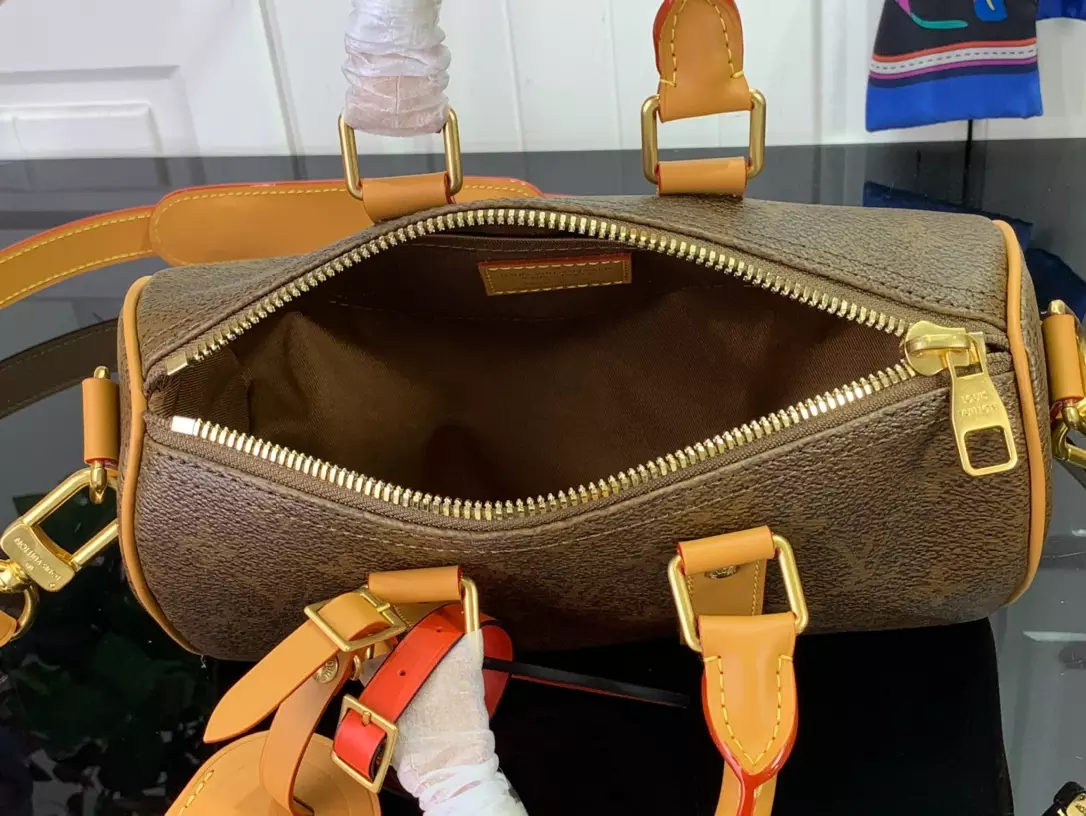 Louis Vuitton Keepall Bandoulière 25 – LW201