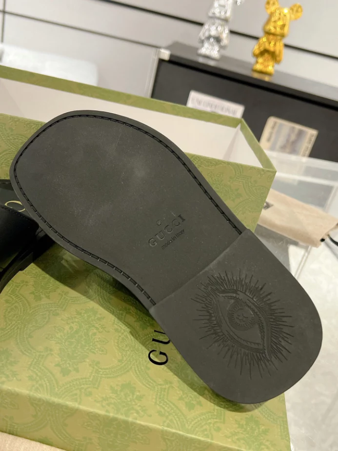 GUCCI MEN’S SLIDE SANDAL – GSL069