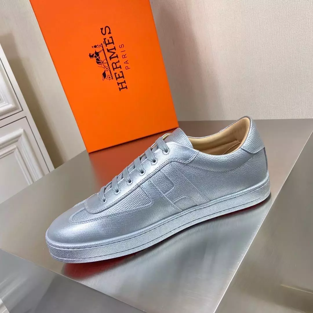 Hermes Boomerang Sneakers In Silver Epsom Leather – HM053