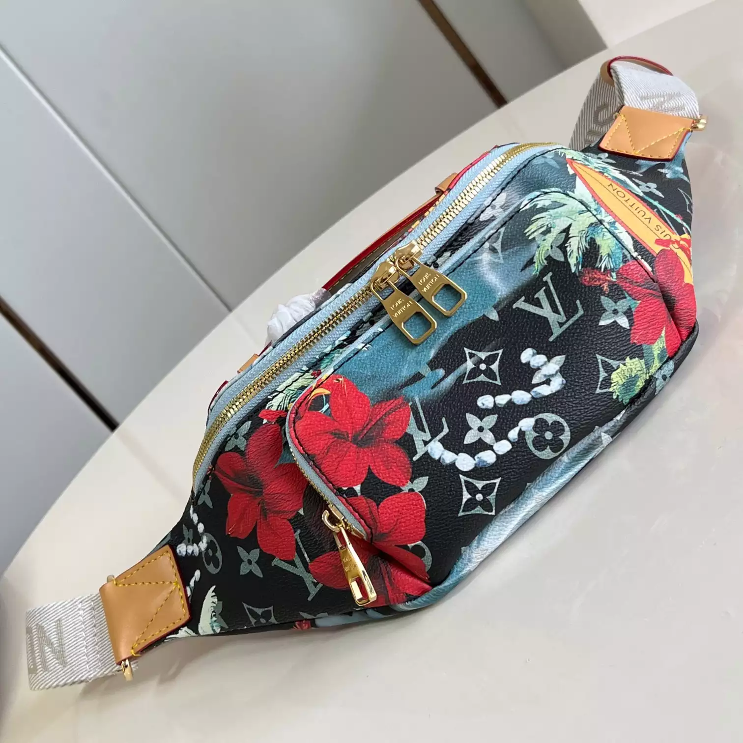 Rush Bumbag Monogram Surfin’ Canvas M24992 – LW226