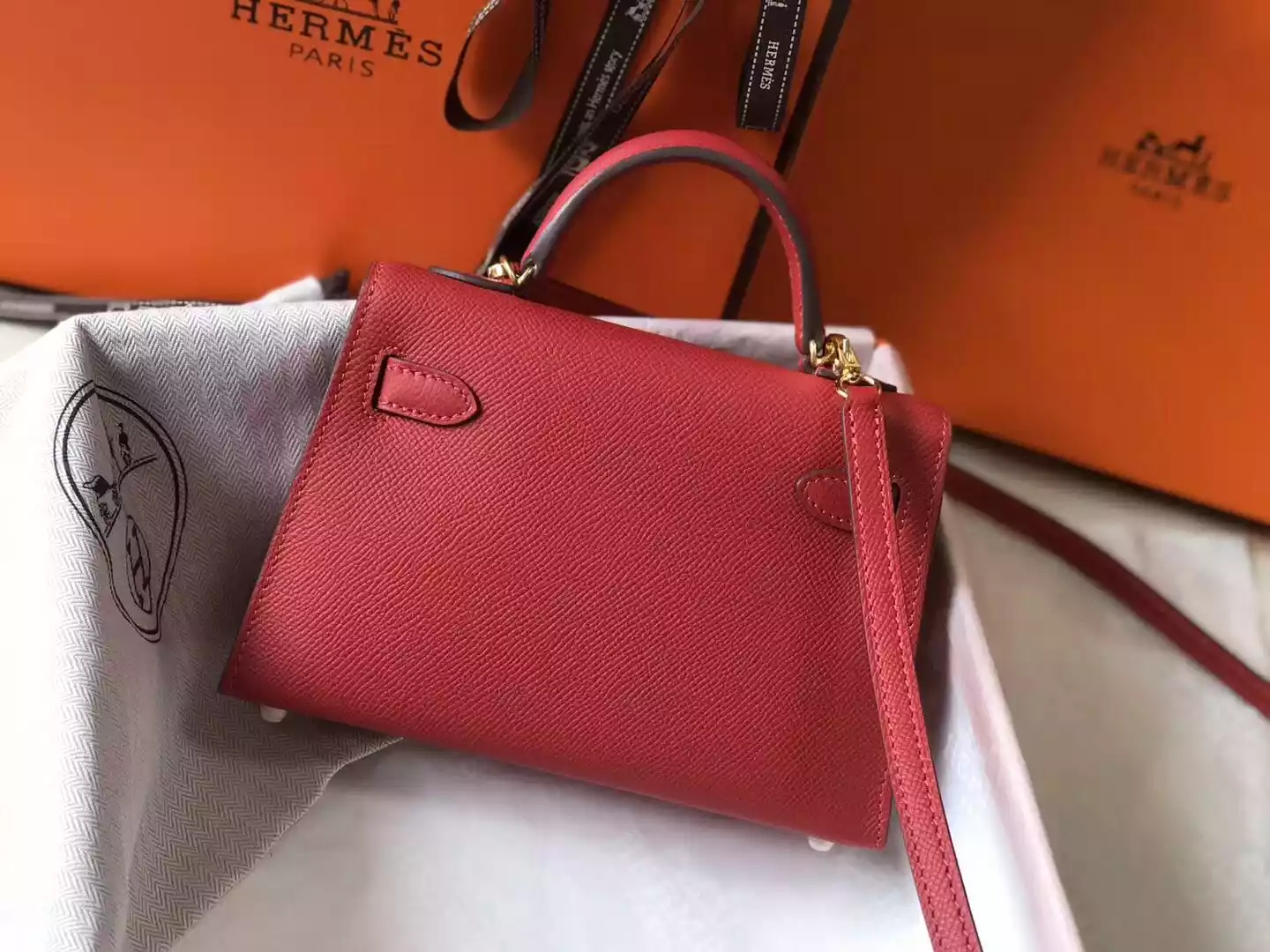 Hermes Kelly Mini II Bag In Rouge Vif Epsom Leather GHW – HW119