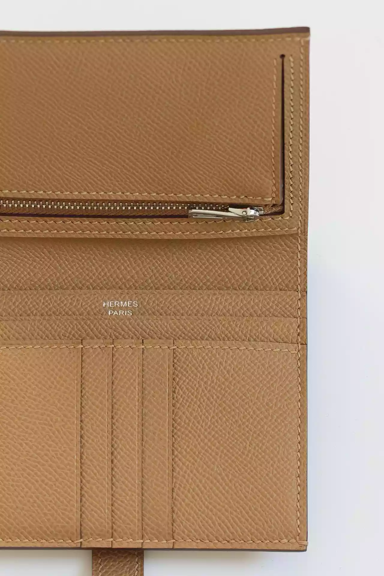 Hermes Bearn Compact Handmade Wallet in Chai Epsom Calfskin – HW151