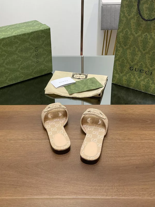 GUCCI WOMEN’S SLIDE SANDAL – GSL076