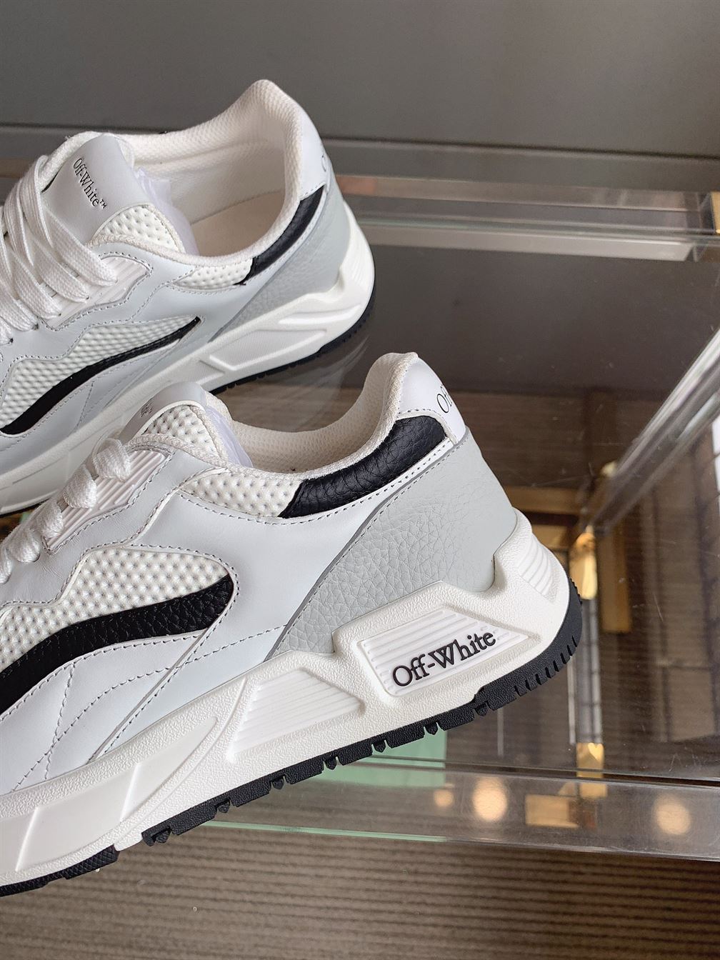 OFF-WHITE KICK OFF SNEAKERS – OFW013