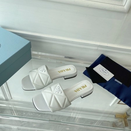 PRADA WOMEN’S SLIDES SANDALS IN WHITE NAPPA LEATHER – PSD077