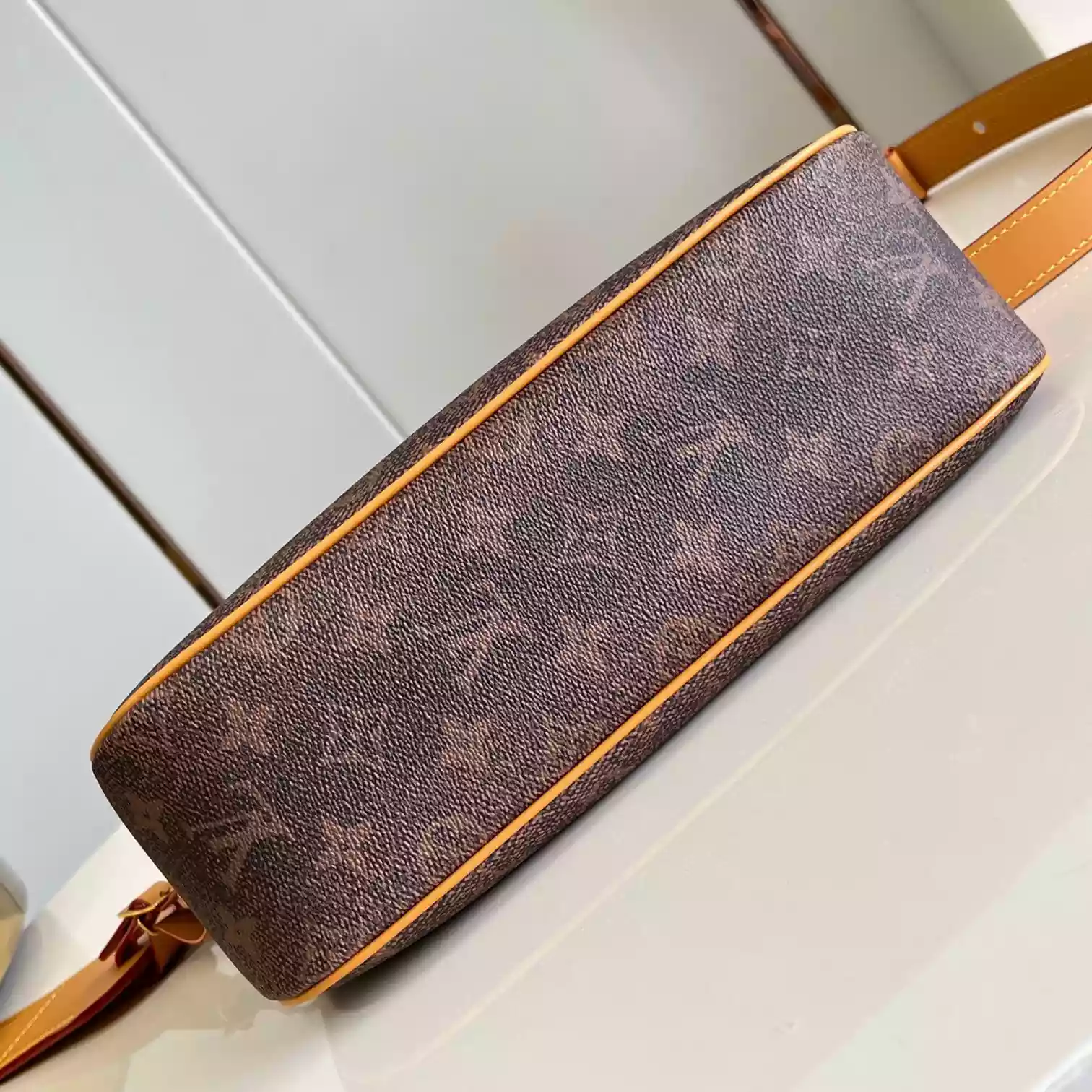 POCHETTE ACCESSOIRE XL BROWN MONOGRAM DUST CANVAS M11623 – LW435