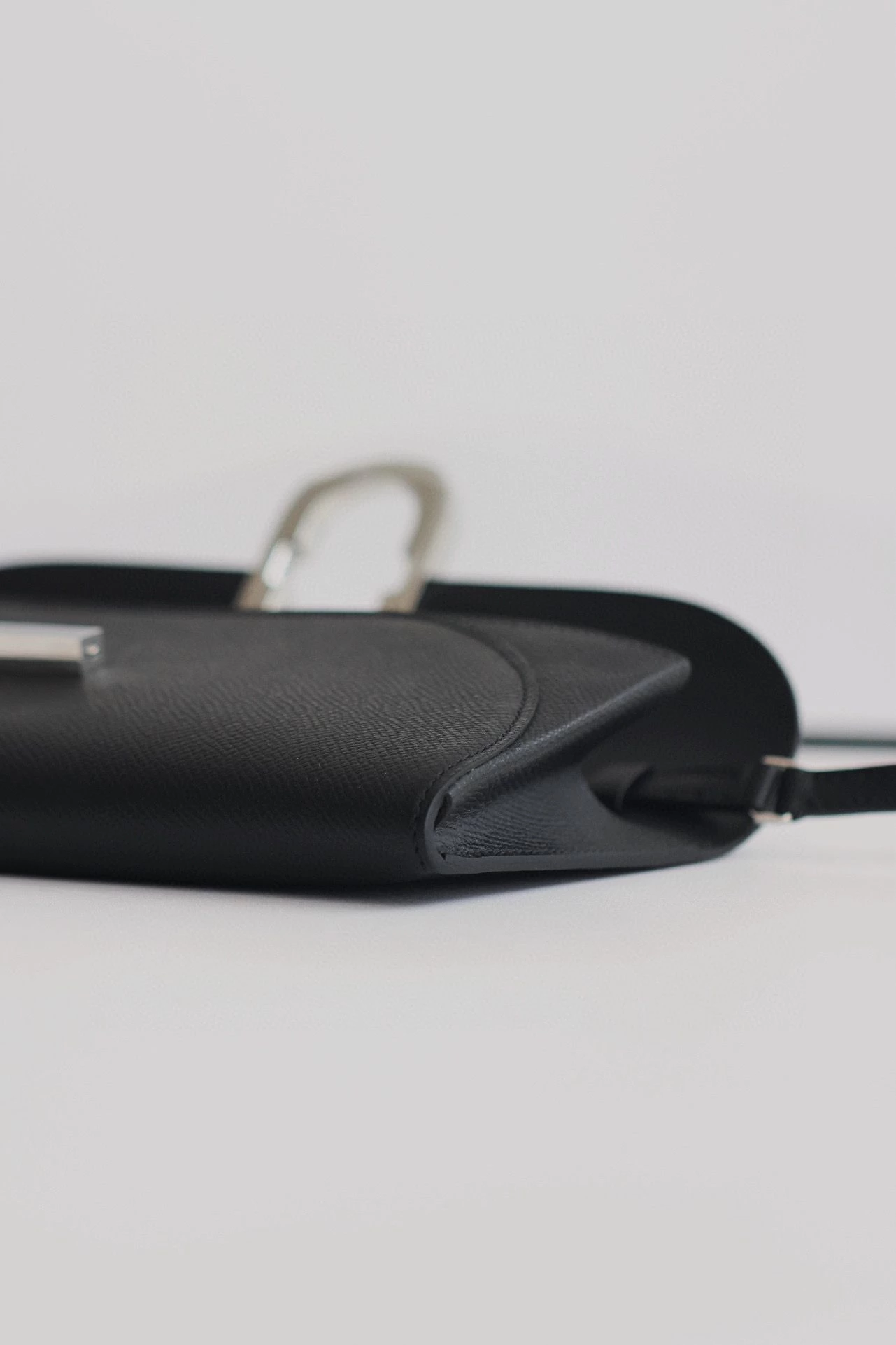 Hermes Maillon To Go Wallet in Black Epsom Calfskin – HW174