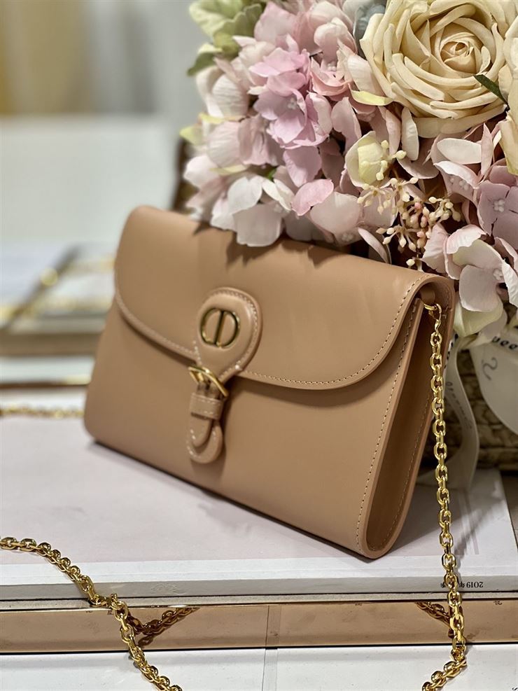 DIOR BOBBY EAST-WEST POUCH WITH CHAIN BEIGE SMOOTH CALFSKIN – DOB101