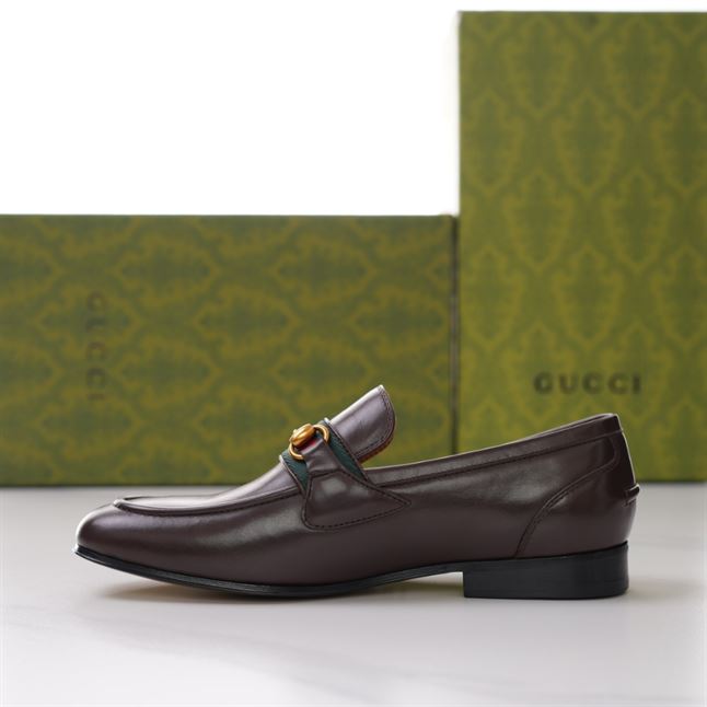 GUCCI BRIXTON WEB LOAFER IN LEATHER WITH HORSEBIT – GL009