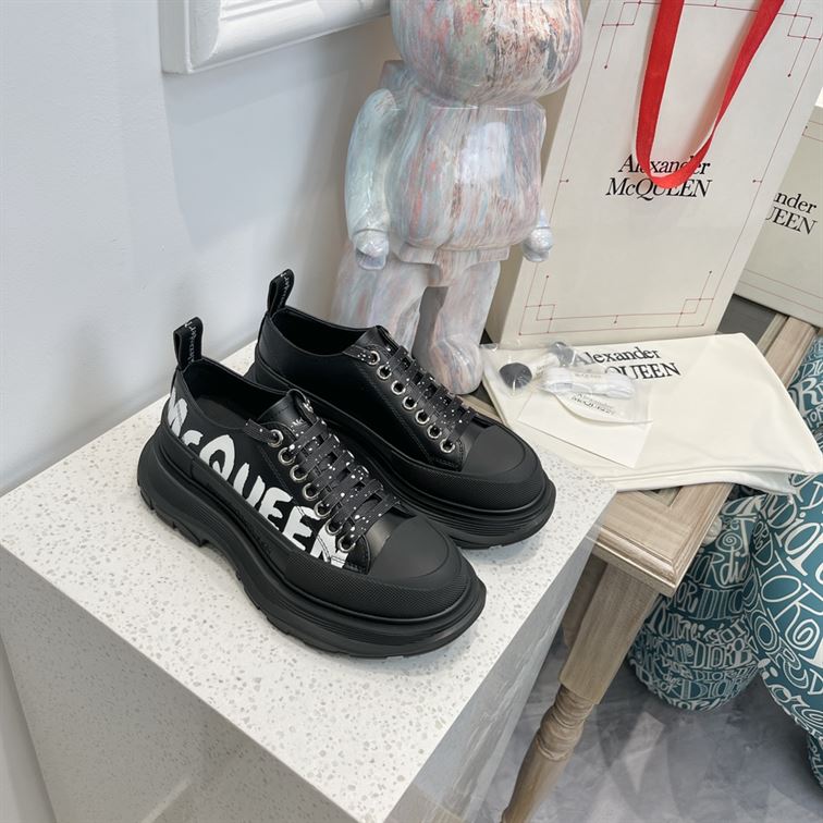 ALEXANDER MCQUEEN GRAFFITI TREAD SLICK LOW-TOP SNEAKERS – ALD028