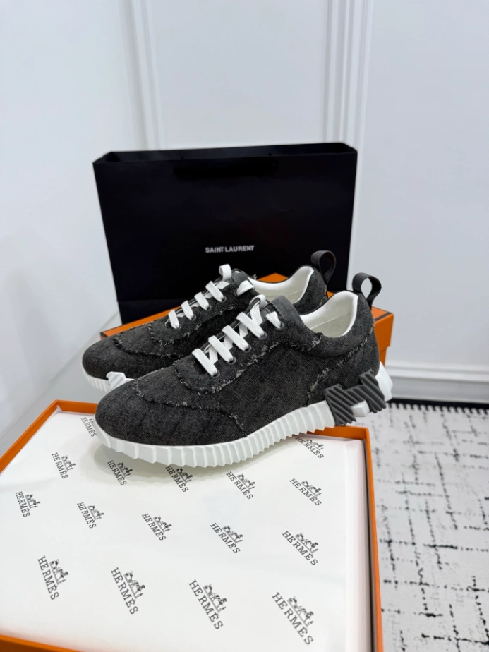 Hermes Bouncing Sneaker – HM095