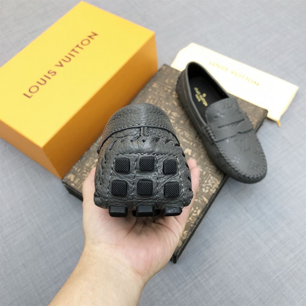 LOUIS VUITTON MOCCASIN – VL025