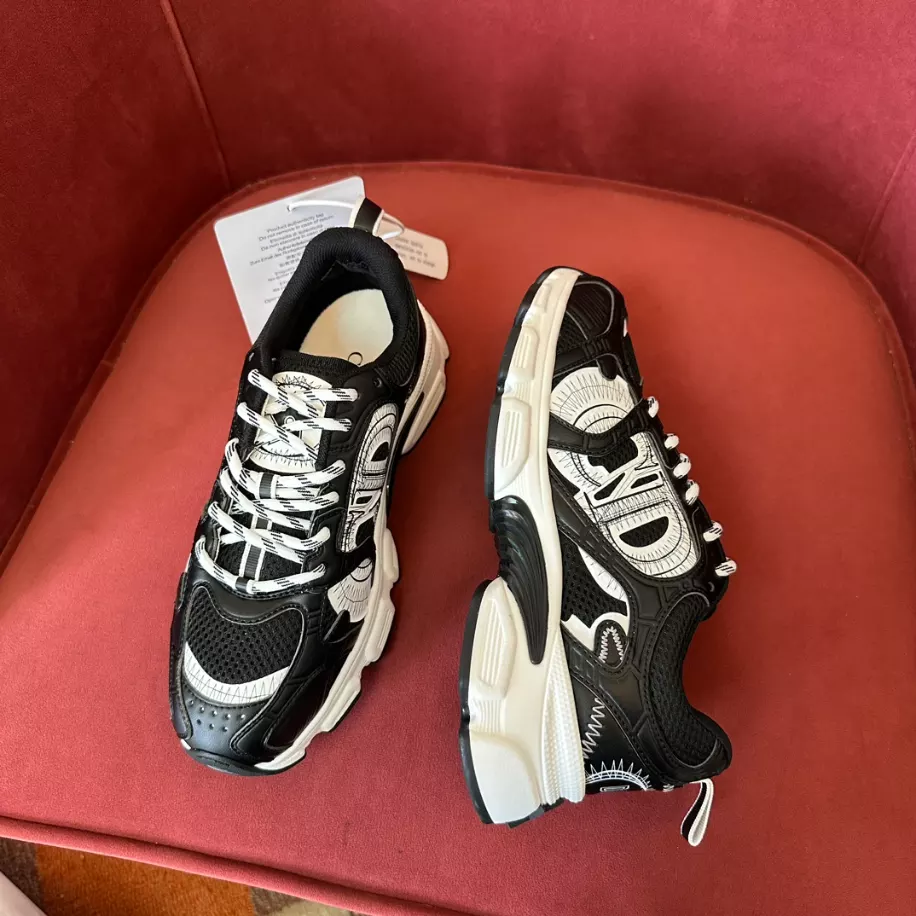 DIOR CHRONO SNEAKERS – DO0148