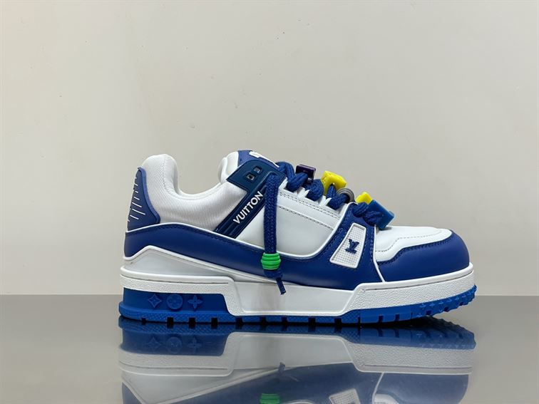 LOUIS VUITTON TRAINER MAXI LOW-TOP SNEAKERS IN WHITE AND BLUE – LVS117