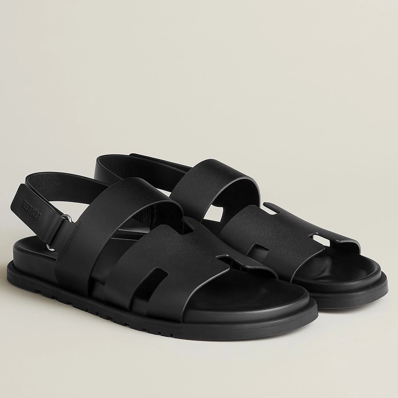 HERMES MEN’S GENIUS SANDALS IN BLACK CALFSKIN – HMSD003