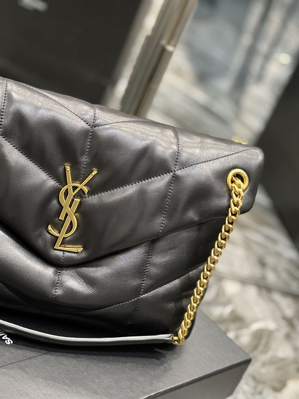 YSL MEDIUM PUFFER IN QUILTED NAPPA LEATHER – YB066