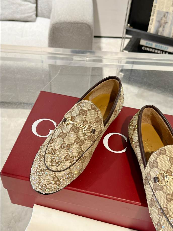 Gucci Jordaan Light Beige Loafer – GL061