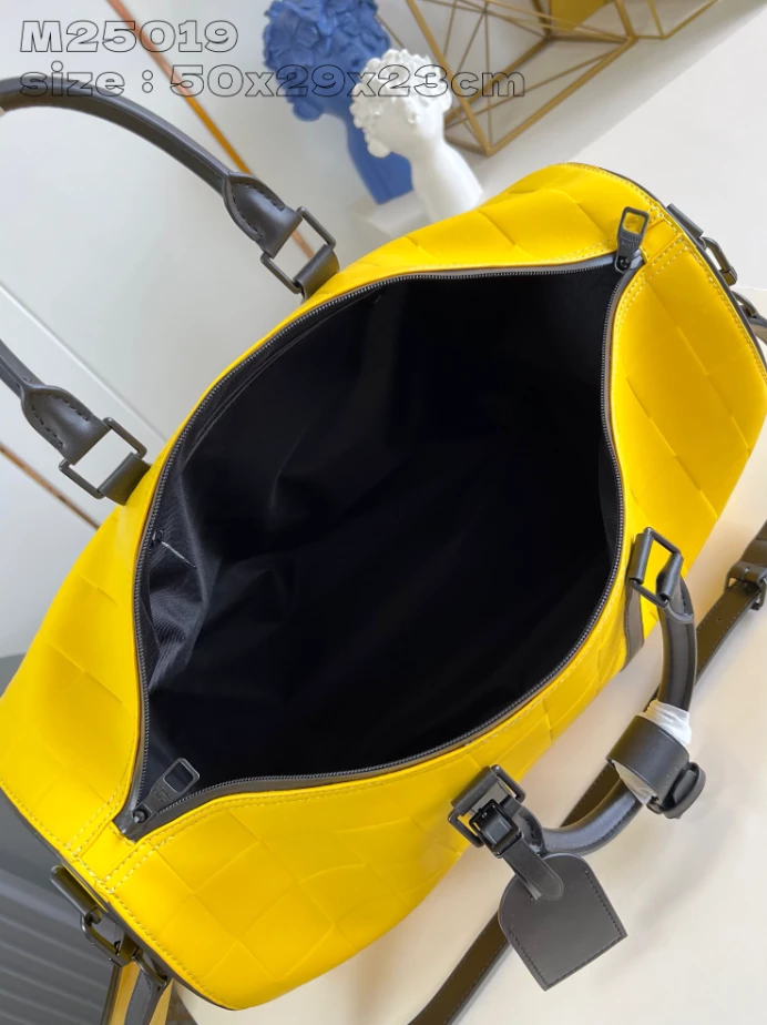 Louis Vuitton Keepall Bandoulière 50 in Yellow Damier Scuba Calfskin Leather – LW194