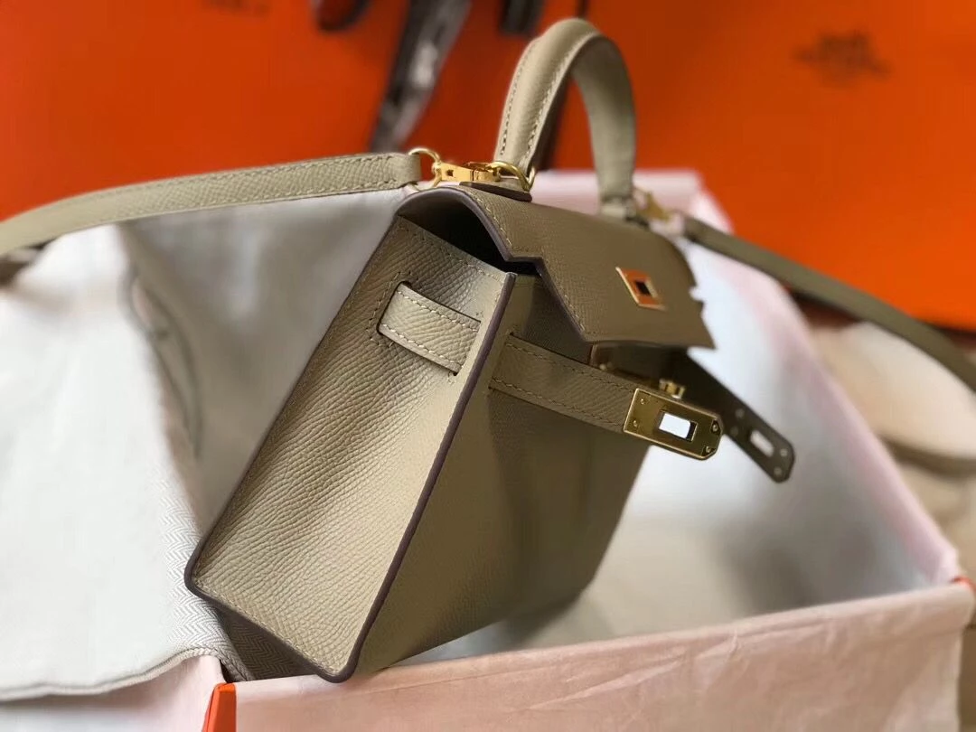 Hermes Kelly Mini II Bag In Gris Tourterelle Epsom Leather GHW – HW118