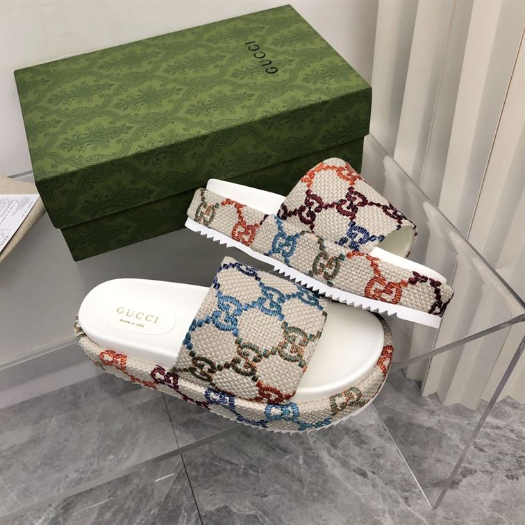 GUCCI ANGELINA EMBROIDERED LOGO PLATFORM SLIDE SANDAL – GSL026