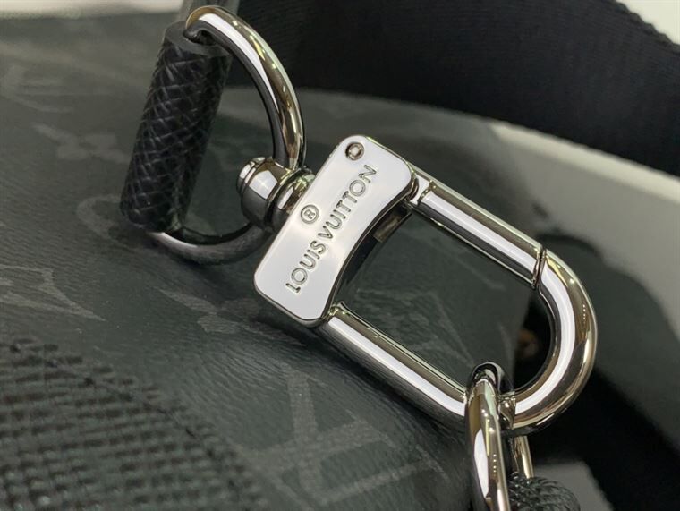 LOUIS VUITTON DUO SLING BAG TAIGARAMA – LVB038