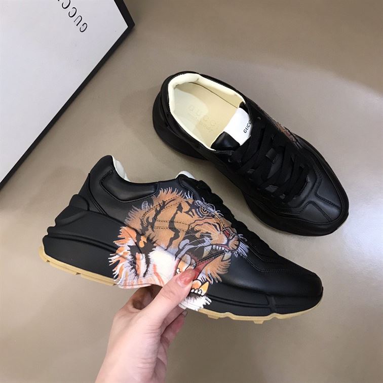 GUCCI RHYTON LEATHER SNEAKER WITH TIGER – GCC017