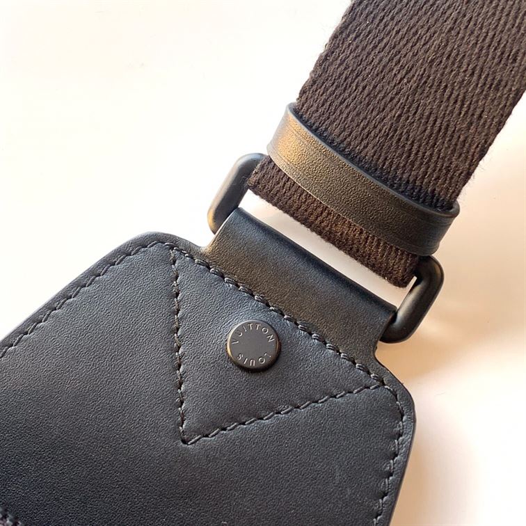 LOUIS VUITTON AVENUE SLING BAG MONOGRAM MACASSAR – LVB042