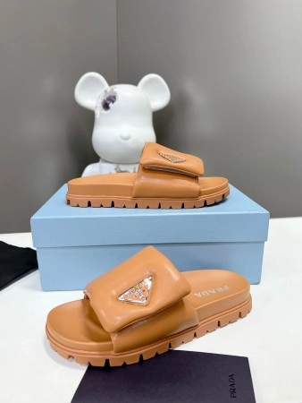 PRADA SLIDES IN BROWN SOFT PADDED NAPPA LEATHER – PSD078