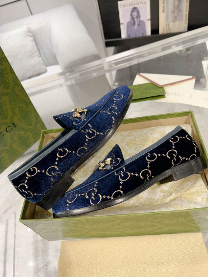 Gucci Jordaan Velvet Blue Leather Loafer – GL075