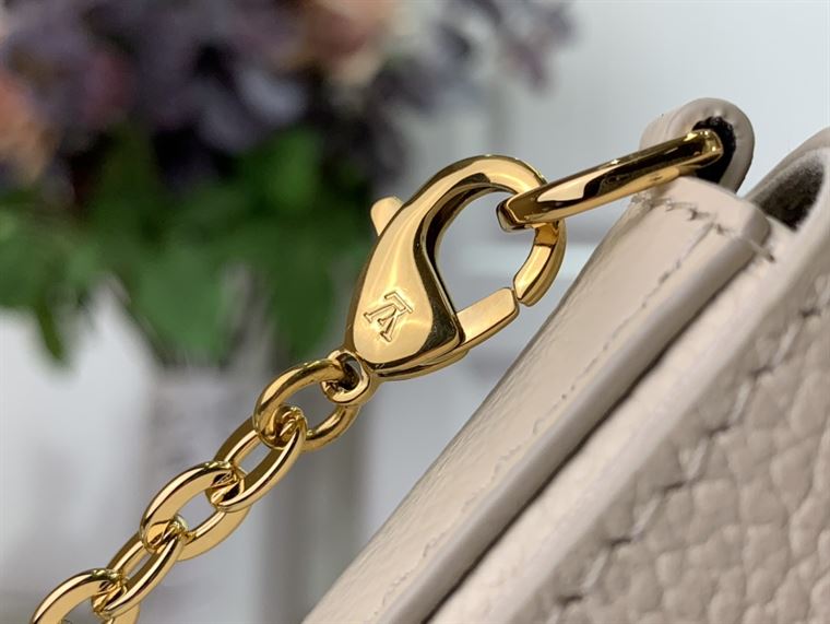 LOUIS VUITTON FELICIE POCHETTE MONOGRAM EMPREINTE LEATHER – LW125