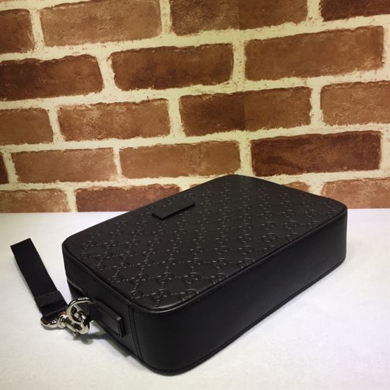GUCCI SIGNATURE CLUTCH BAG – BG030
