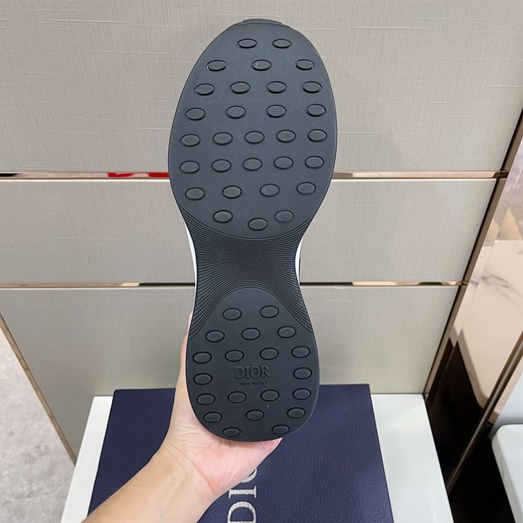 DIOR B25 RUNNER SNEAKER – DO065