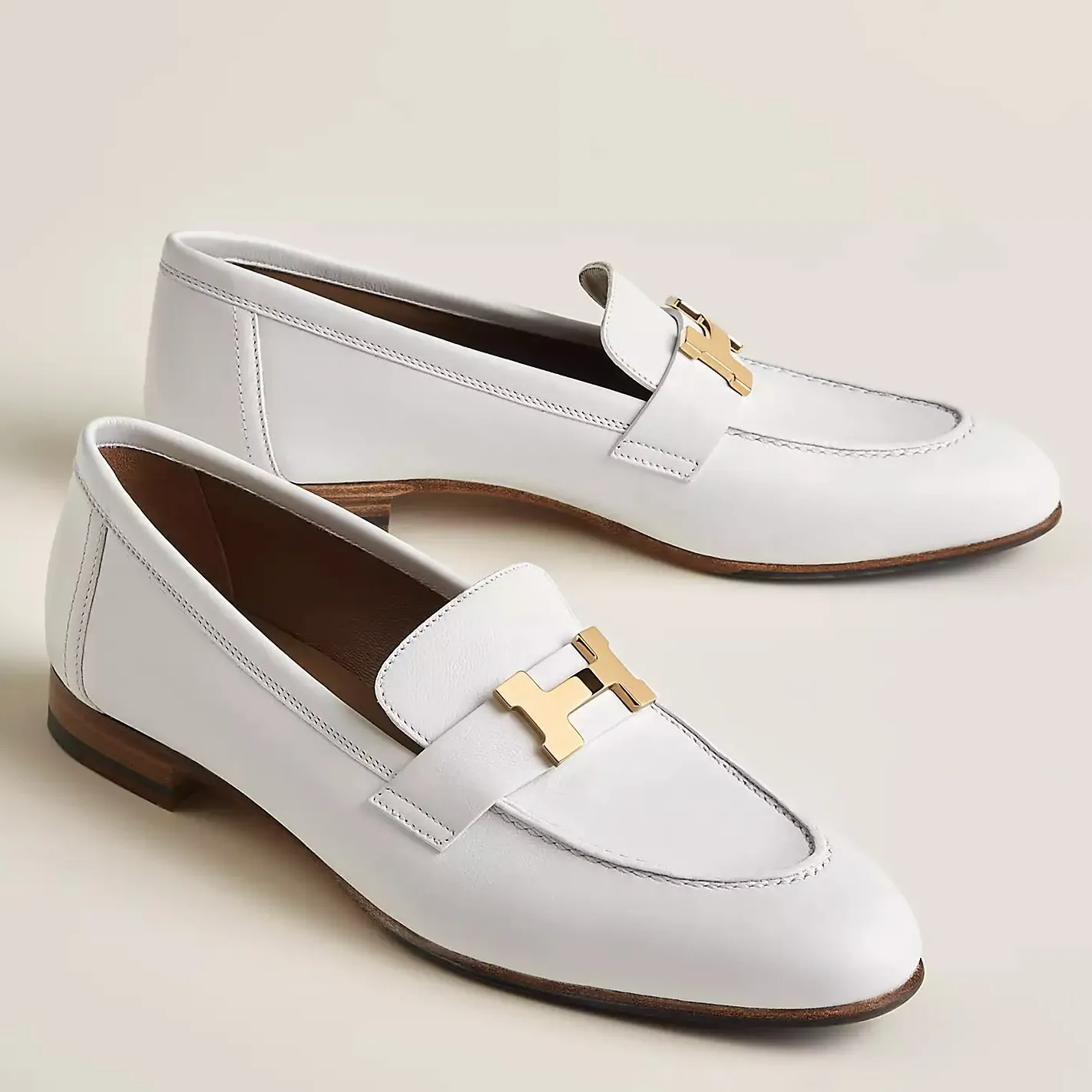 Hermes Women’s Paris Loafers in White Goatskin – HM077