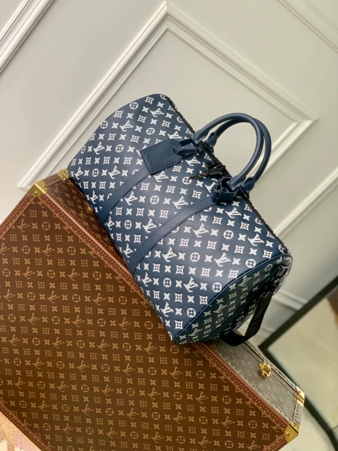 Louis Vuitton Keepall Bandoulière 50 in Ink Blue/White Monogram Shadow Leather – LW193