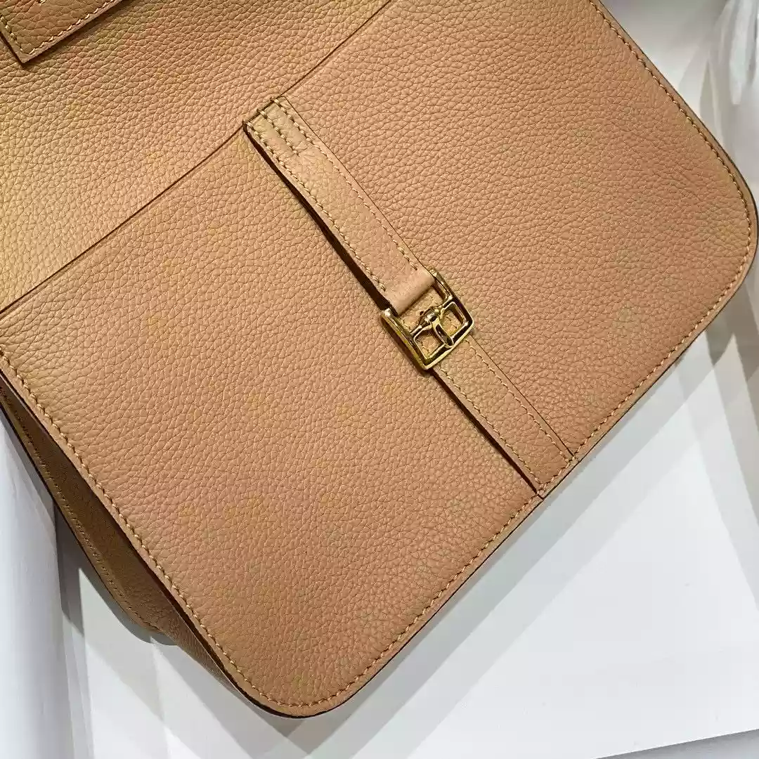 Hermes Halzan 25 Bag in Chai Clemence Leather – HW093