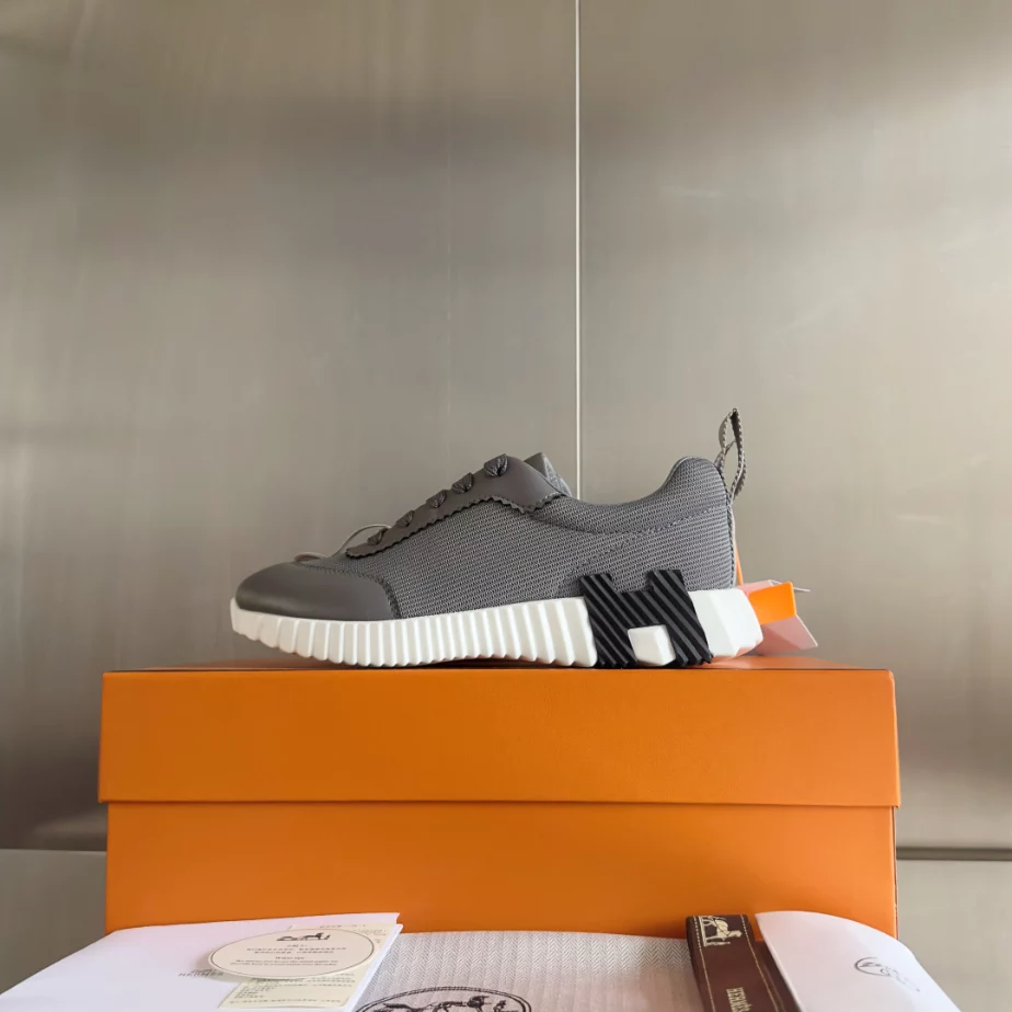 Hermes Bouncing Sneaker – HM093