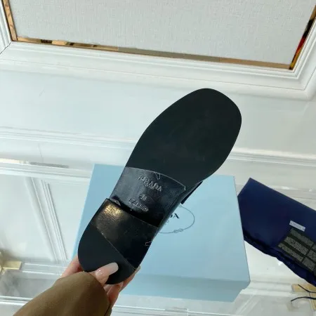 Prada Women’s Loafers In Black Unlined Brushed Leather – PRL005