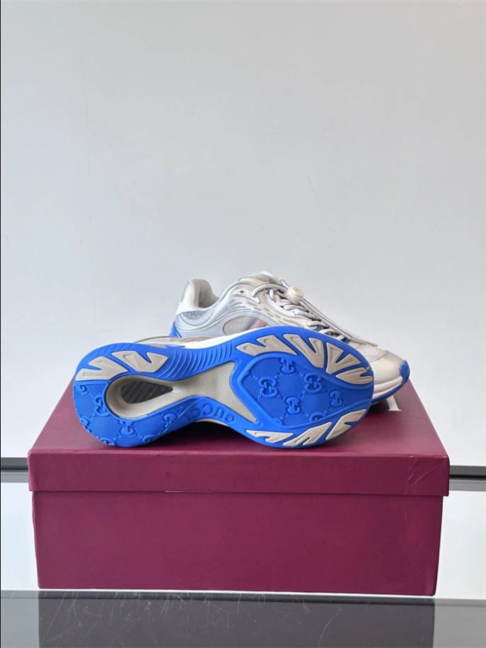 WOMEN’S GUCCI 2.0 SNEAKERS – GCC262